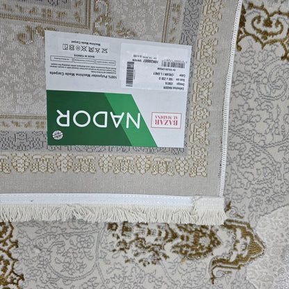 Alfombra NADOR con Marco Decorativo y Medallón Central ✨🤎🤍 — Estilo Tradicional Elegante con Profundidad y Contraste