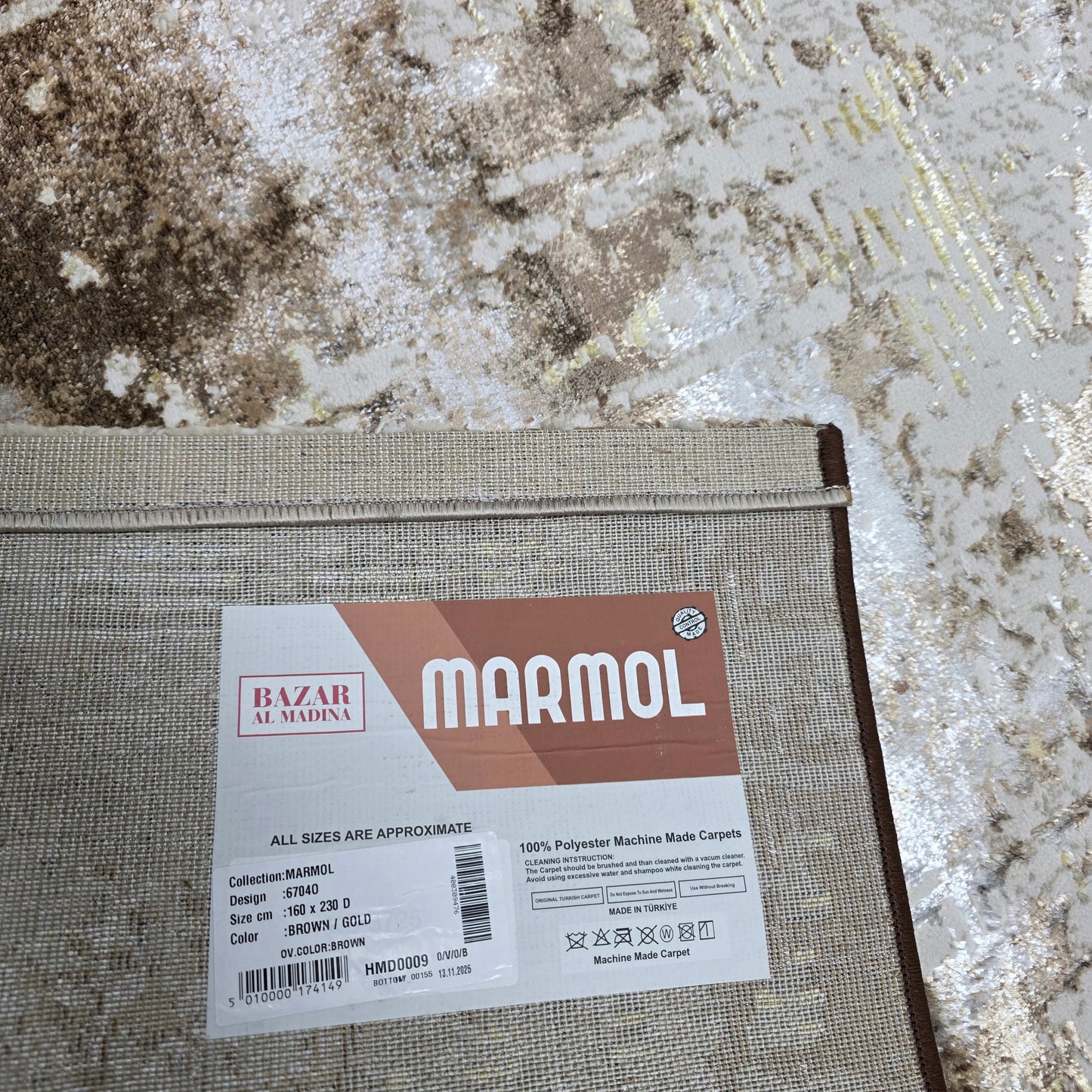 Alfombra Abstract Marrón / Dorado – Calidez Elegante con Toque Premium