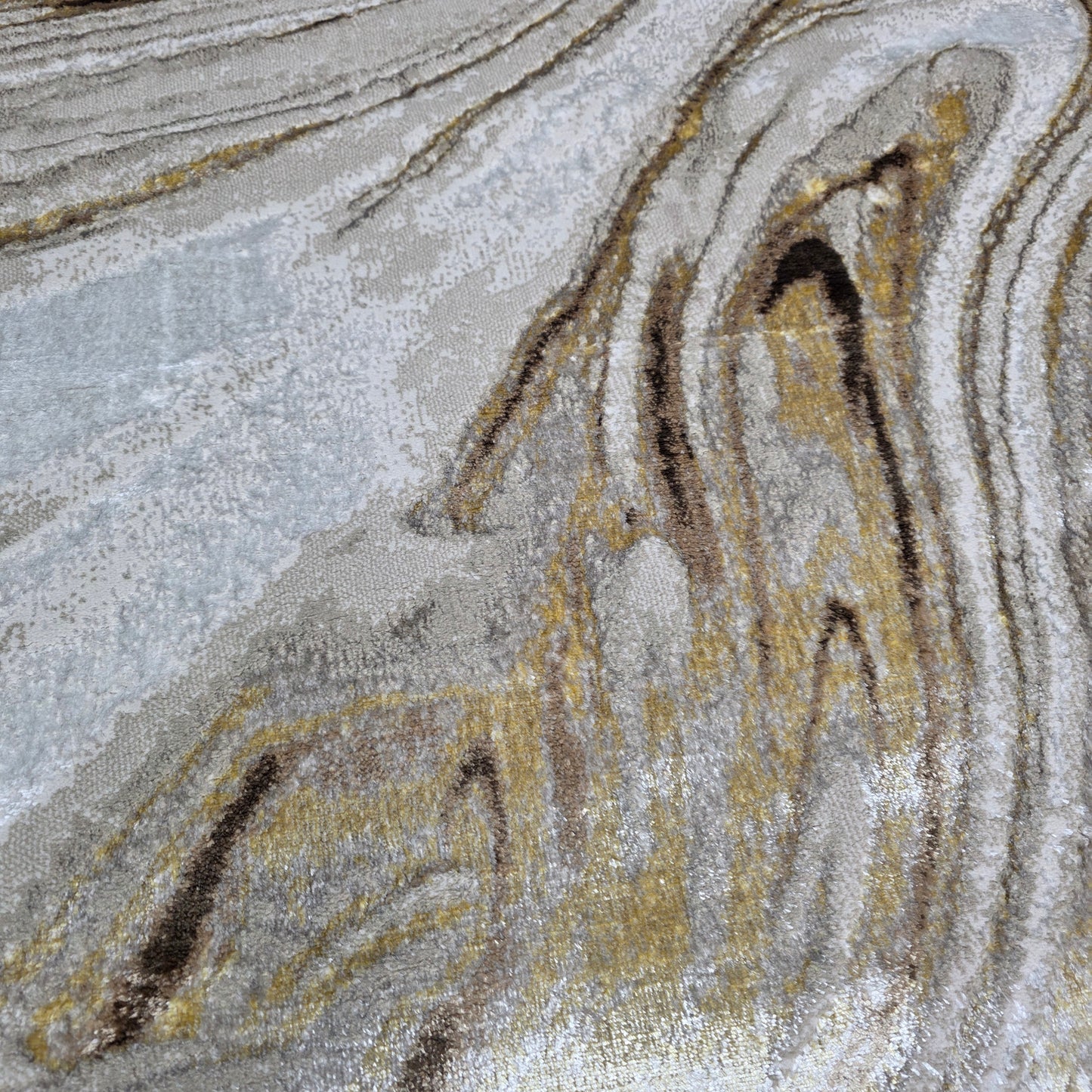 Alfombra Mármol Infinity Marrón / Dorado – Calidez Premium con Toque Sofisticado