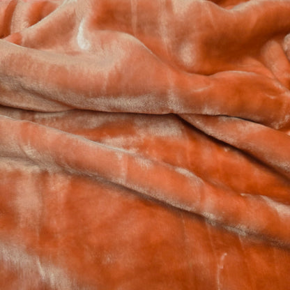 Manta de Felpa Color rosa coral oscuro  - Extra Suave y Cálida para Invierno (200x230 cm, 4,5 kg)