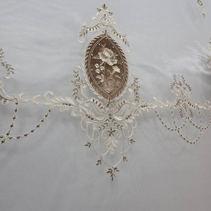 Estor Bordado Elegante de 2 Metros – Diseño Clásico en Tono Beige y Dorado - FLOR DE PIE