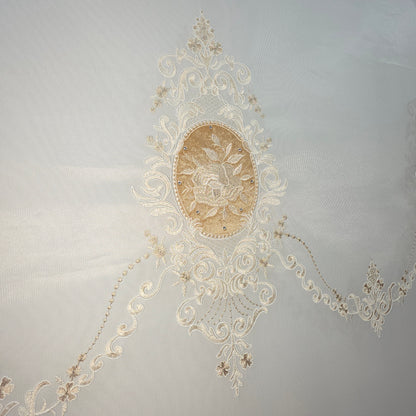 Estor Bordado Elegante de 2 Metros – Diseño Clásico en Tono Beige y Dorado - FLOR