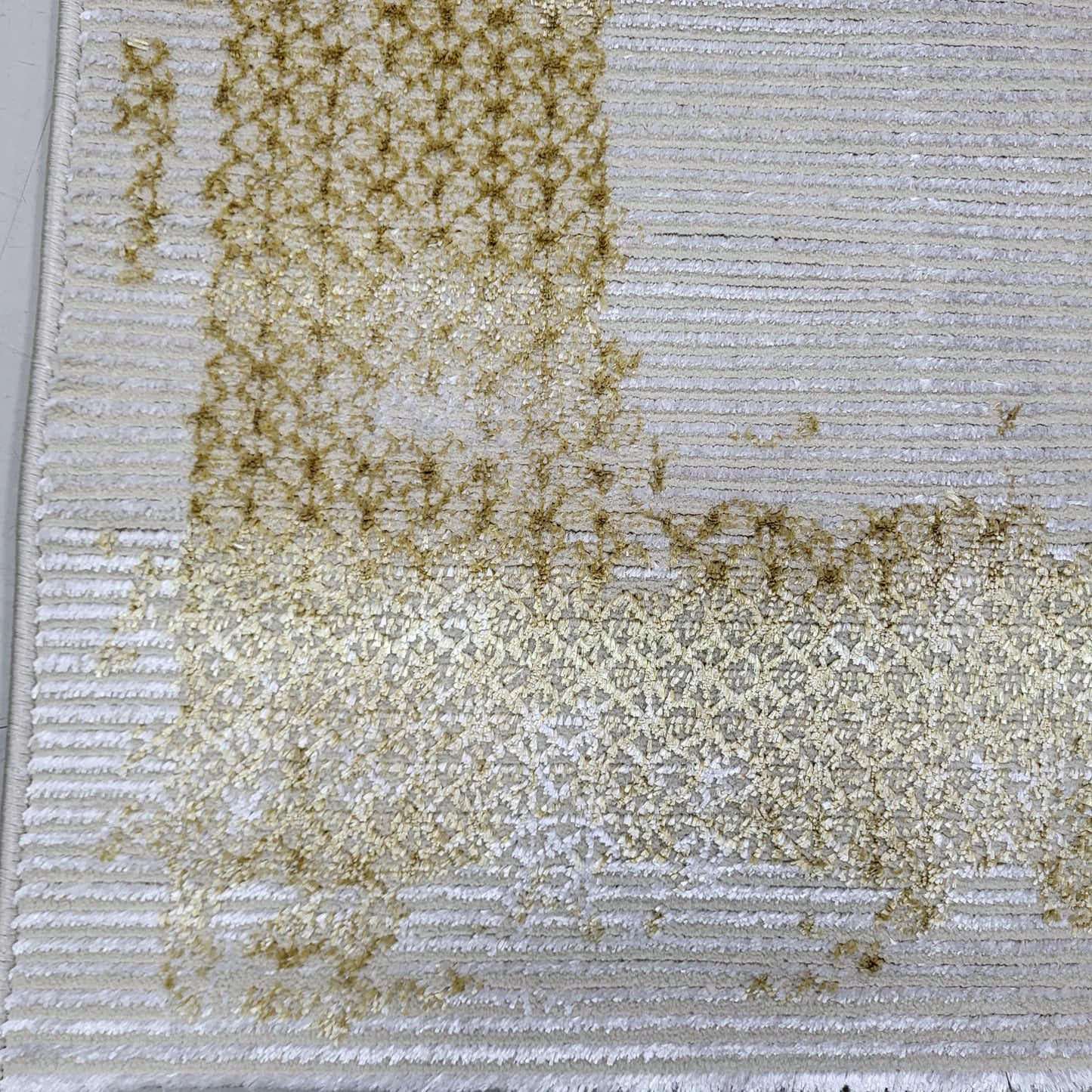 Alfombra KEFALONIA – Diseño moderno con acabado elegante