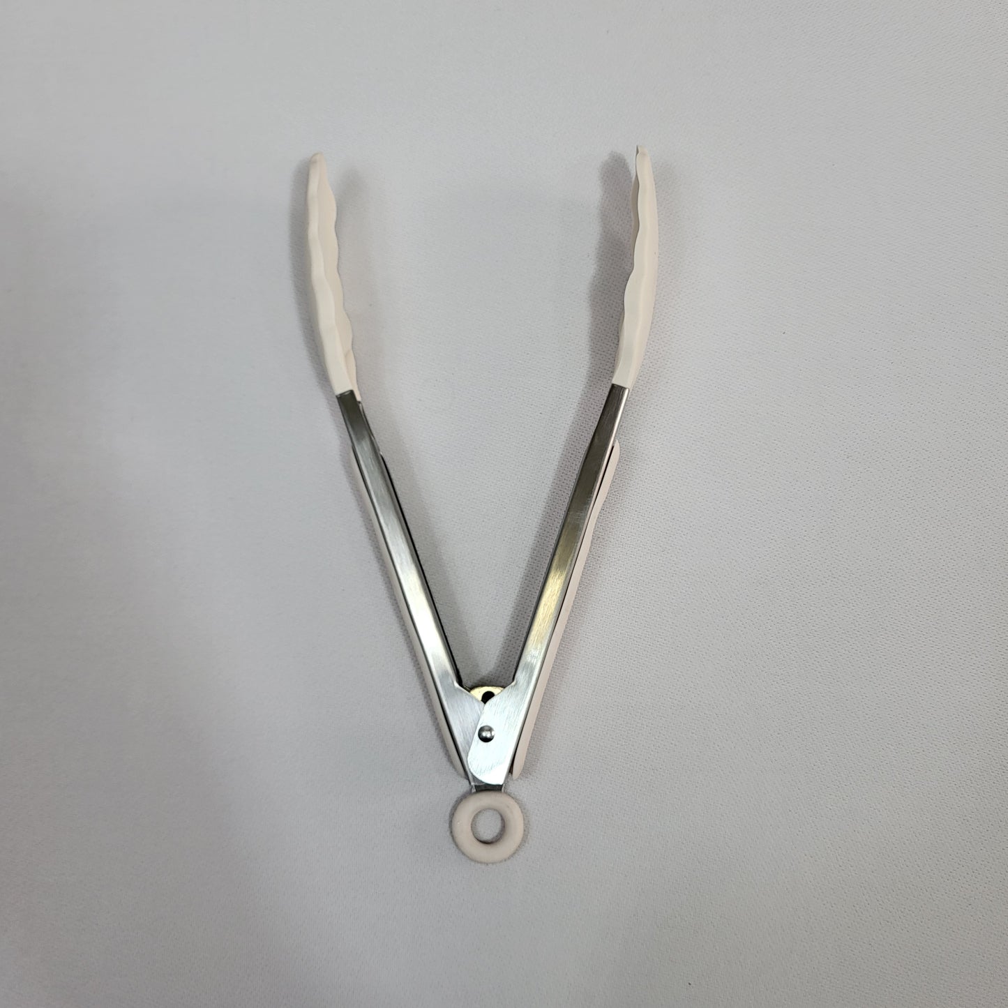 Set de 10 Utensilios de Cocina Lina con Soporte, Silicona Crema y Mango Madera