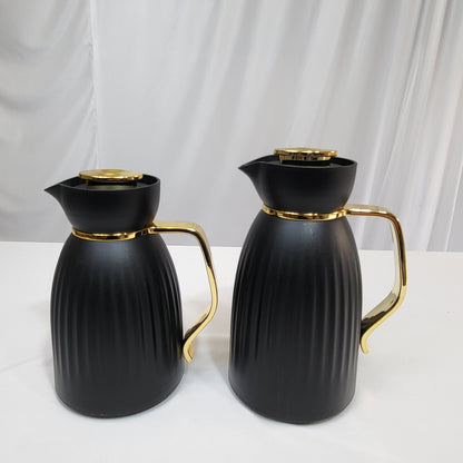 Set de 2 Termos Amina 1L + 0,6L con Asa Dorada - COLOR NEGRO