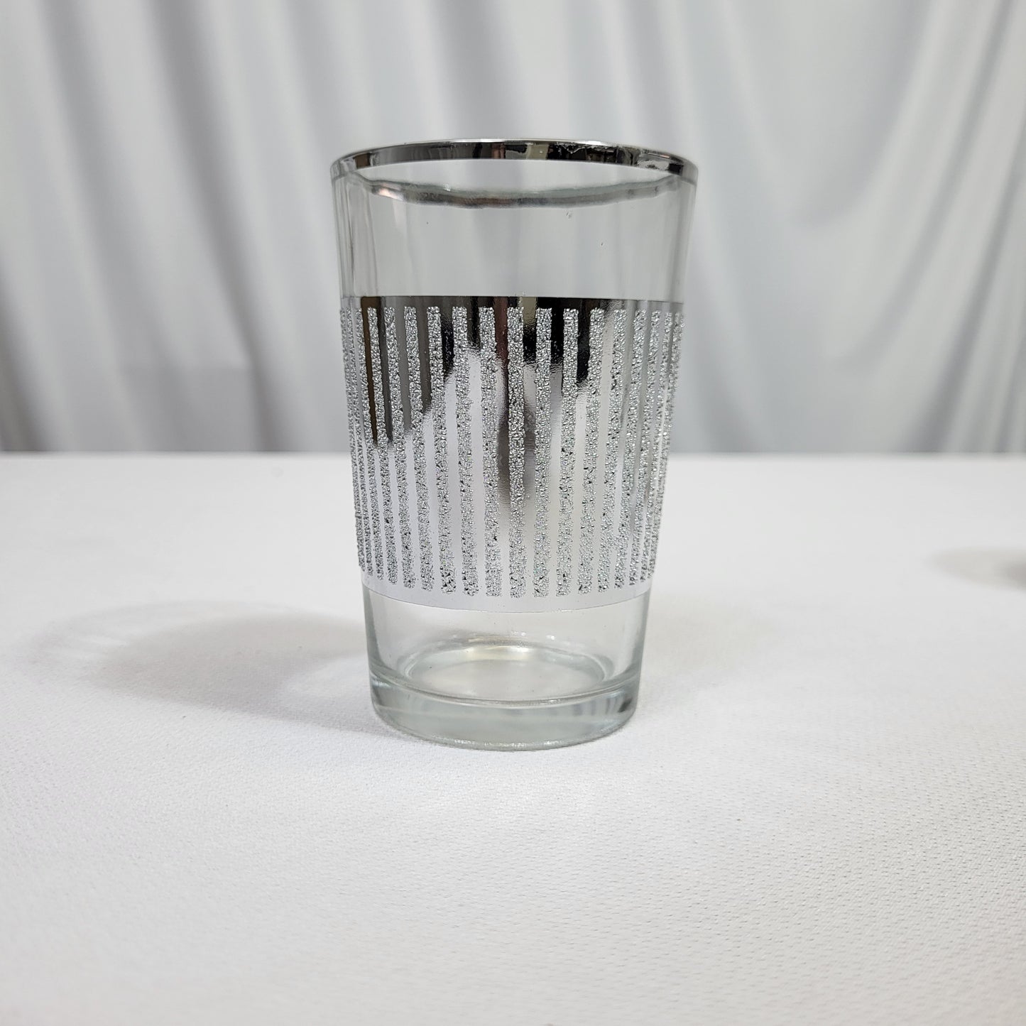 Set de 12 Vasos de Té Verde Safa con Diseño Plateado