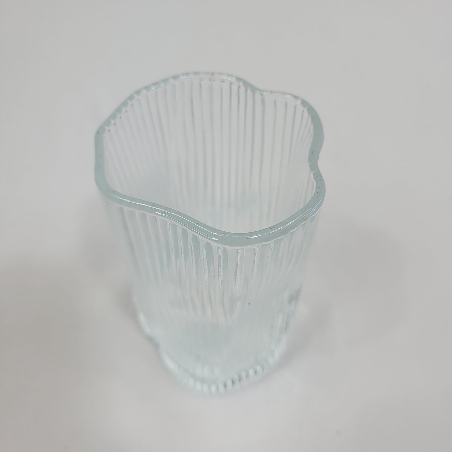 Juego de 12 Vasos de Cristal con Relieve Vertical
