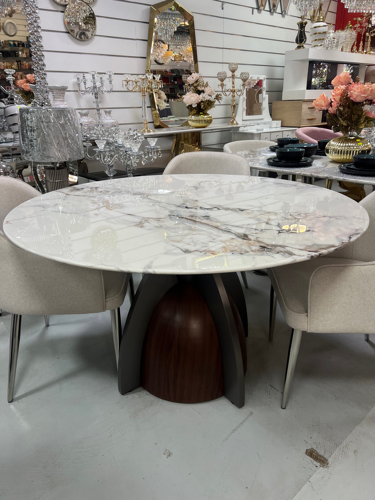 Mesa de Comedor de Diseño Contemporáneo - Mármol, madera y acero 130x76 Alta calidad