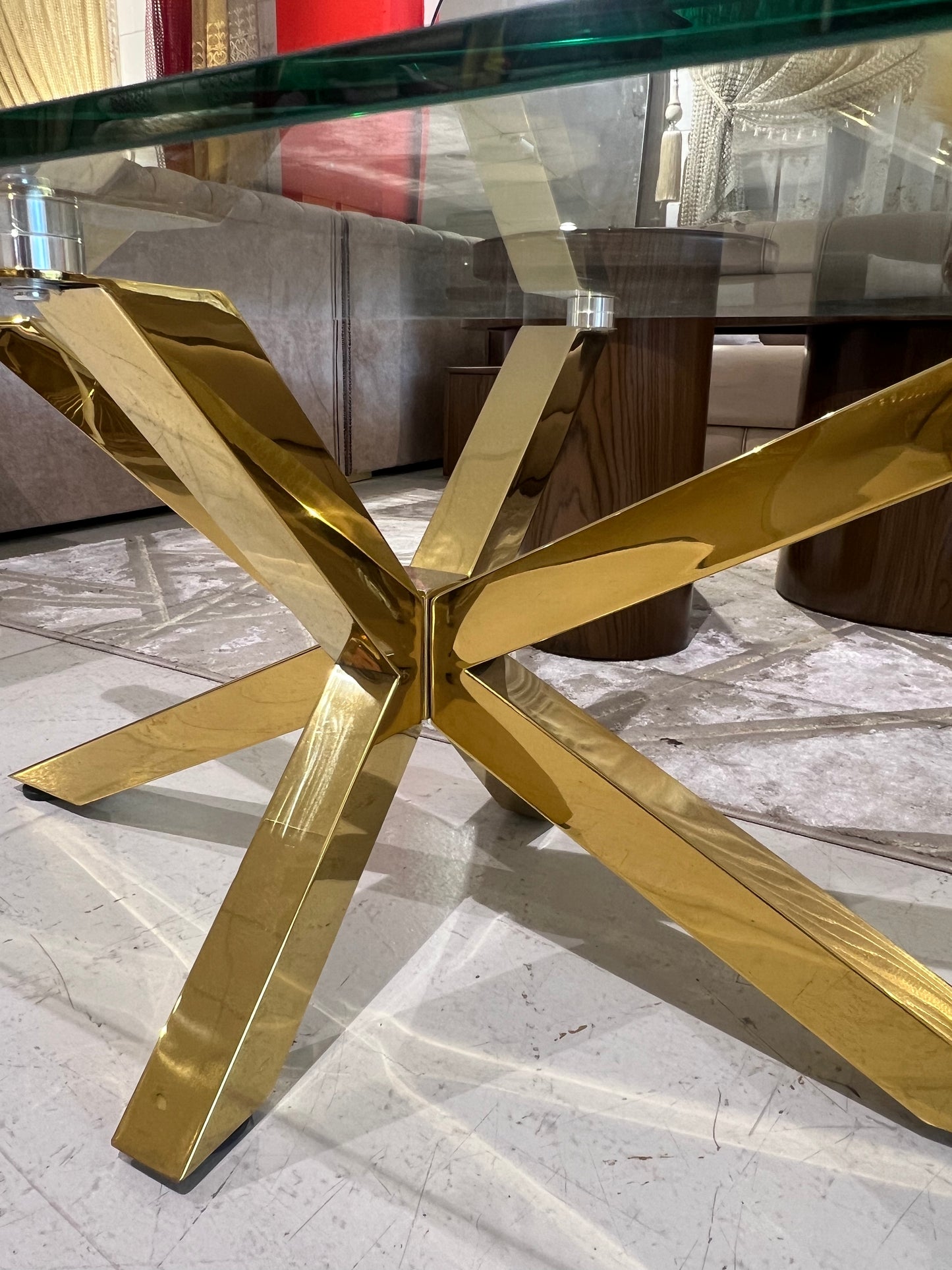 Mesa de centro de cristal y patas acero inoxidable dorado
