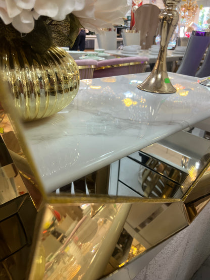 Espejo dorado de acero