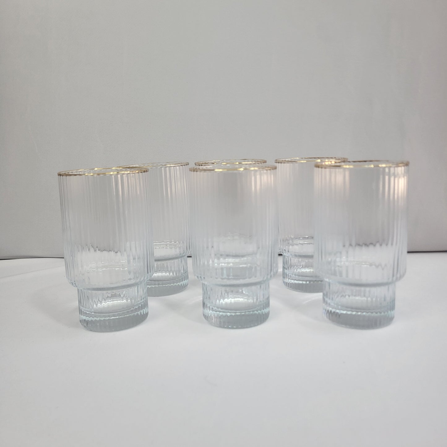 Set de 6 Vasos de Cristal Acanalado con Borde Dorado