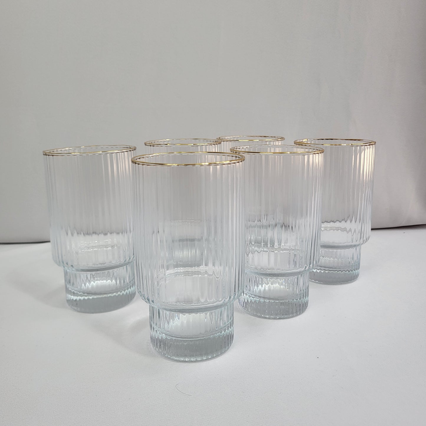 Set de 6 Vasos de Cristal Acanalado con Borde Dorado