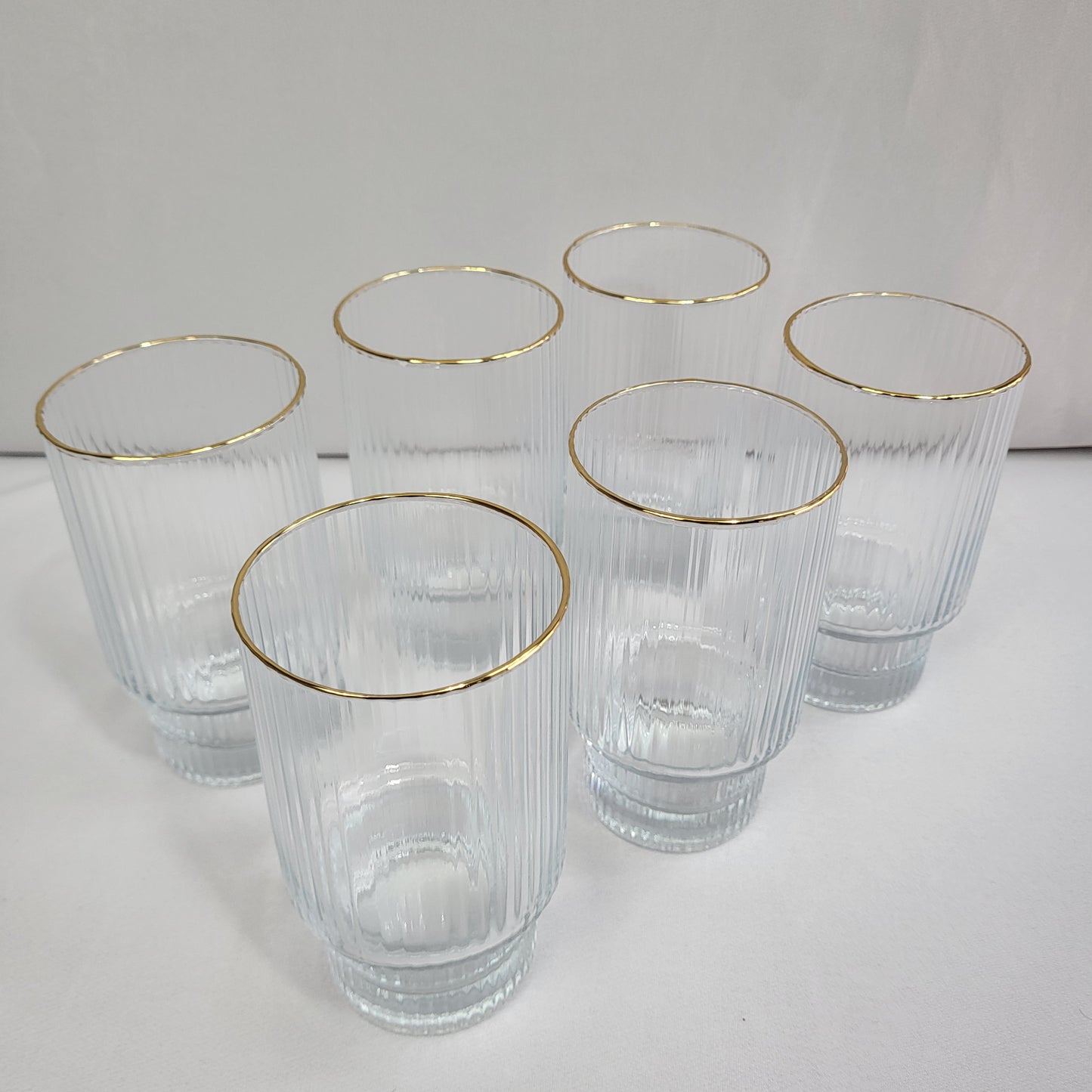 Set de 6 Vasos de Cristal Acanalado con Borde Dorado