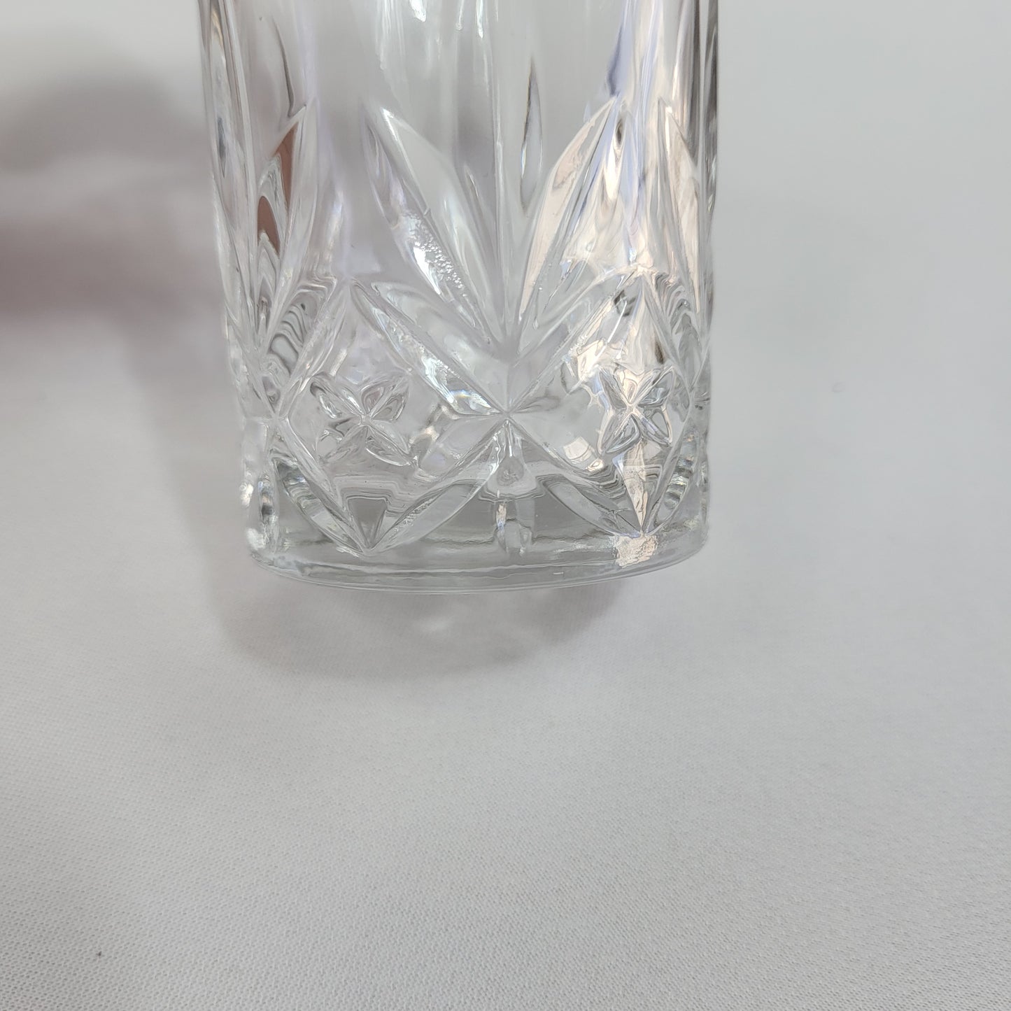 Set de 6 Vasos de Cristal Tallado con Borde Dorado