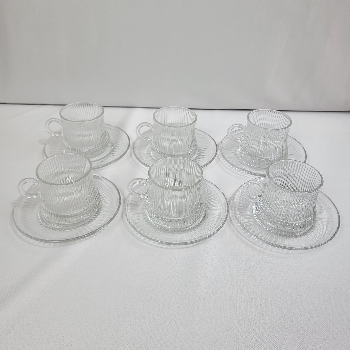Set Nura 6 Tazas con Plato de Cristal Acanalado