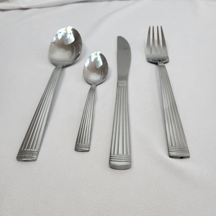 Cubertería Alinea 24 Piezas de Acero Inoxidable Plateado