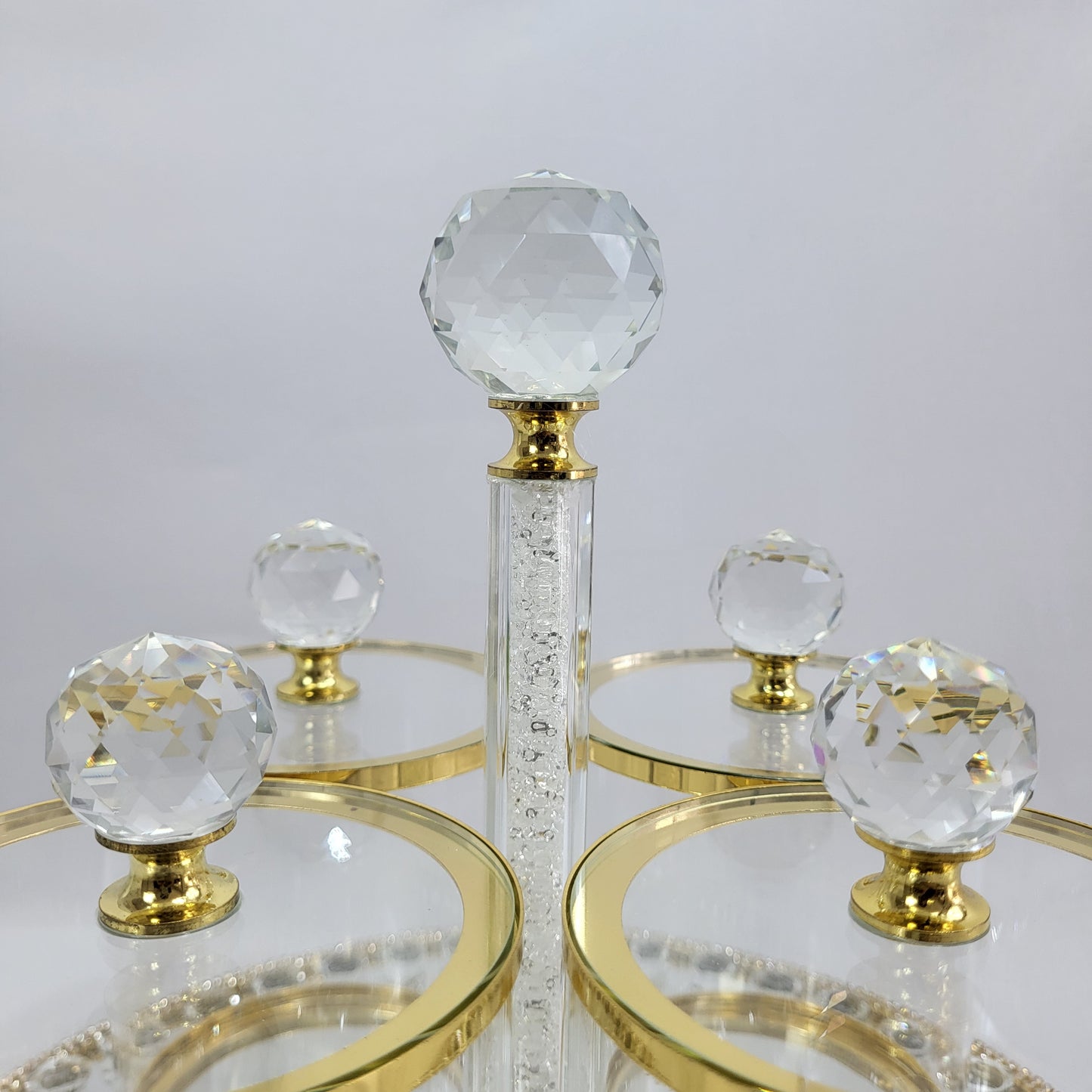 Set de Bandeja Espejo con Tarros de Cristal y Detalles Dorados