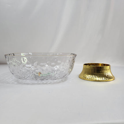 Taça de plástico transparente com rebordo dourado – efeito vidro