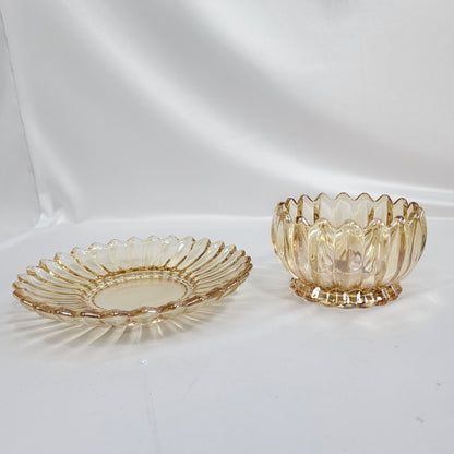 Set de 6 Bowls de Cristal Ámbar Dorado con Diseño Pétalos de Flor y Platillo