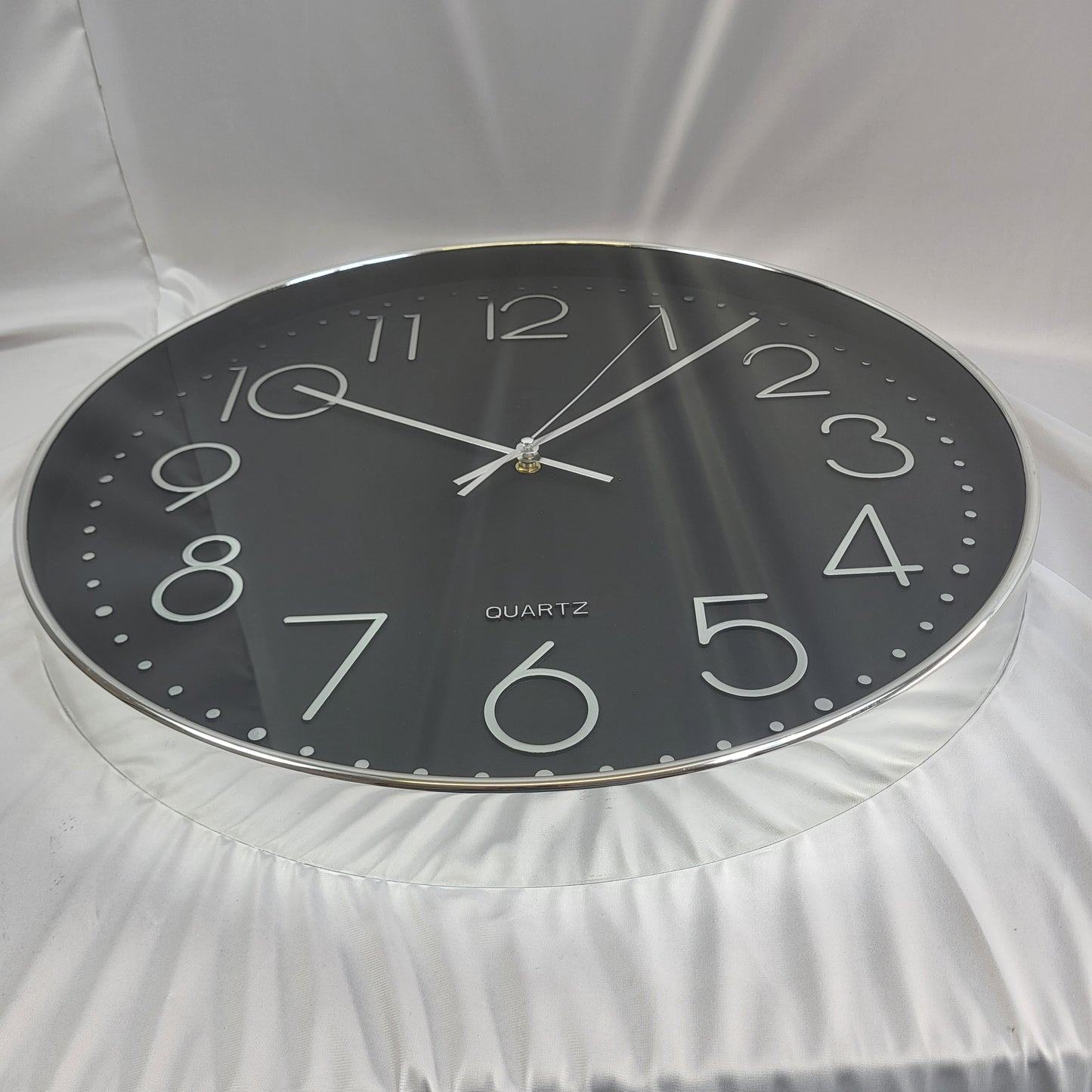 Reloj de Pared Redondo Negro Quartz