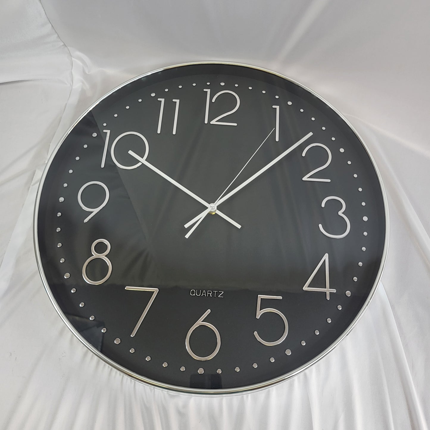 Reloj de Pared Redondo Negro Quartz
