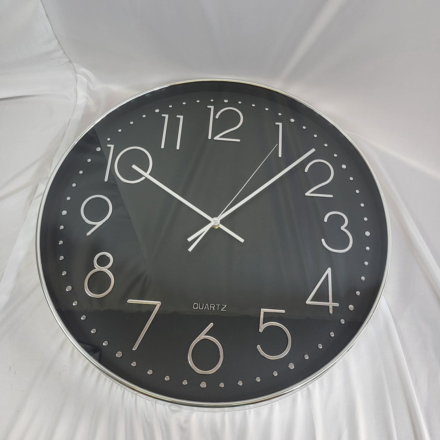 Reloj de Pared Redondo Negro Quartz