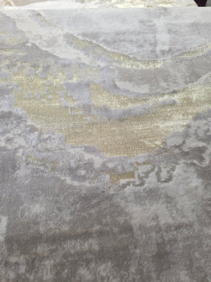 Áurea Beige / Dorado: fotografía real del relieve y los detalles dorados (20261005_212015).