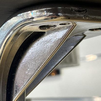 Mesa de TV con chimenea digital - COLOR GRIS CON DETALLES EN PLATEADO