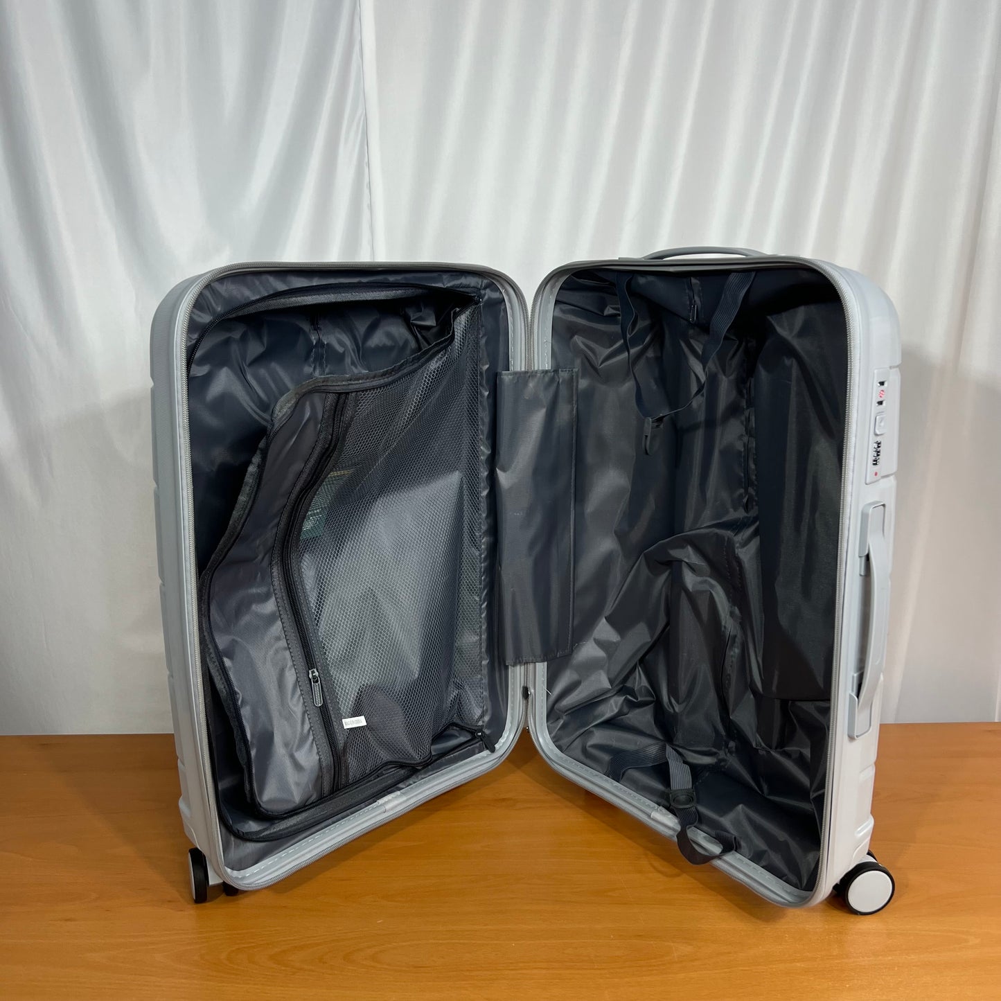 Set de Maletas de Viaje Rígidas Premium (Juego de 3 Piezas)