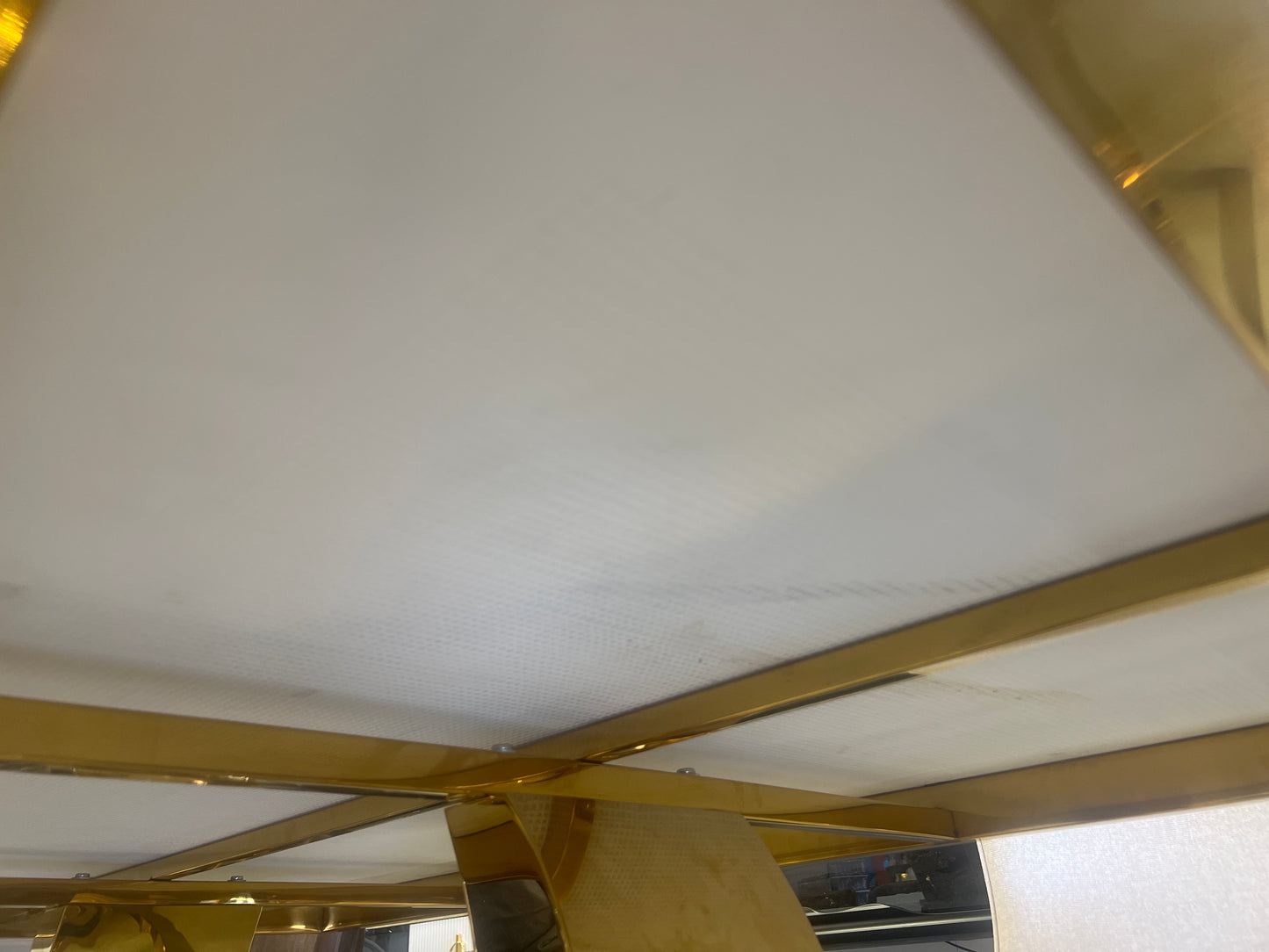 Mesa de Comedor de Diseño Contemporáneo - Marmol y Acero 160x90x75 Alta calidad