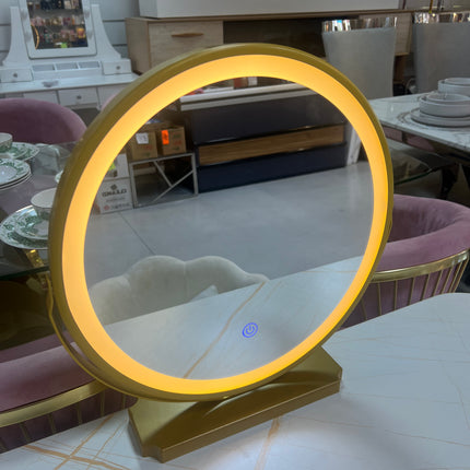 Tocador elegante con silla y espejo led blanco y dorado