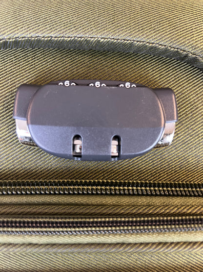 ✈️ Pack de 3 Maletas Resistentes y Elegantes – Viaja con Estilo y Seguridad - COLOR VERDE