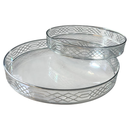 ✅ Conjunto de 2 tabuleiros redondos em plástico prateado em estilo árabe — 33 cm e 28 cm 🕌✨