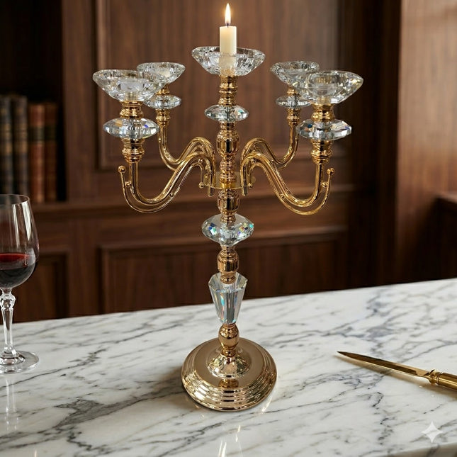 Candelabro de 5 Brazos en Metal Dorado y Cristal Tallado – 45 cm