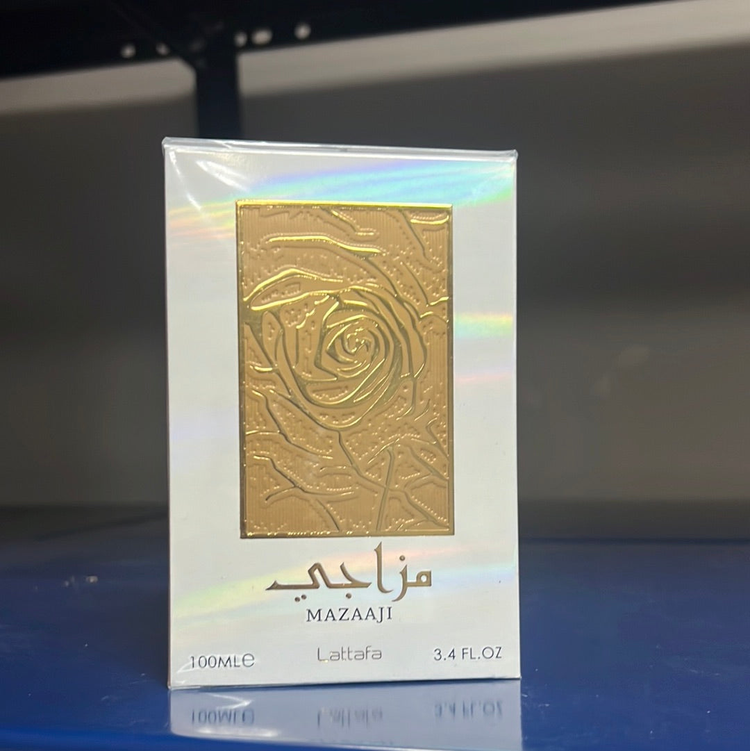 Mazaaji by Lattafa Perfumes - Floral Women's Perfume with Notes of Rose, Vanilla and Amber