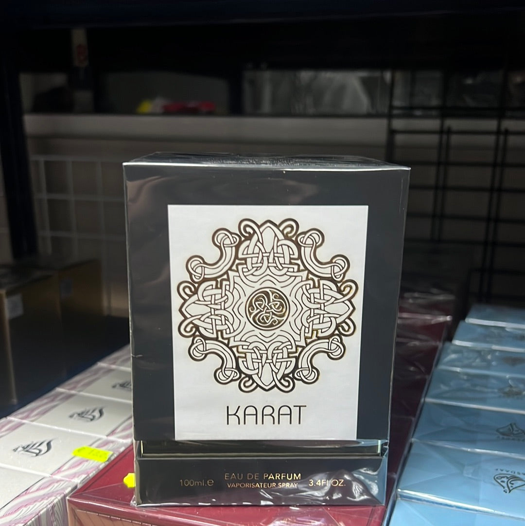 🍑 Karat by Maison Alhambra - Unisex Floral Perfume with Notes of Peach and Vanilla