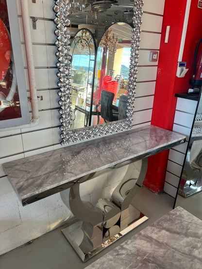 Mesa de Entrada de Mármol Gris y Acero Plateado – Consola 160 × 45 × 85 cm
