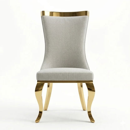 ✨ Cadeira MODELO NEFERTARI estofada em bege com acabamento dourado – Elegância moderna para o seu lar ✨