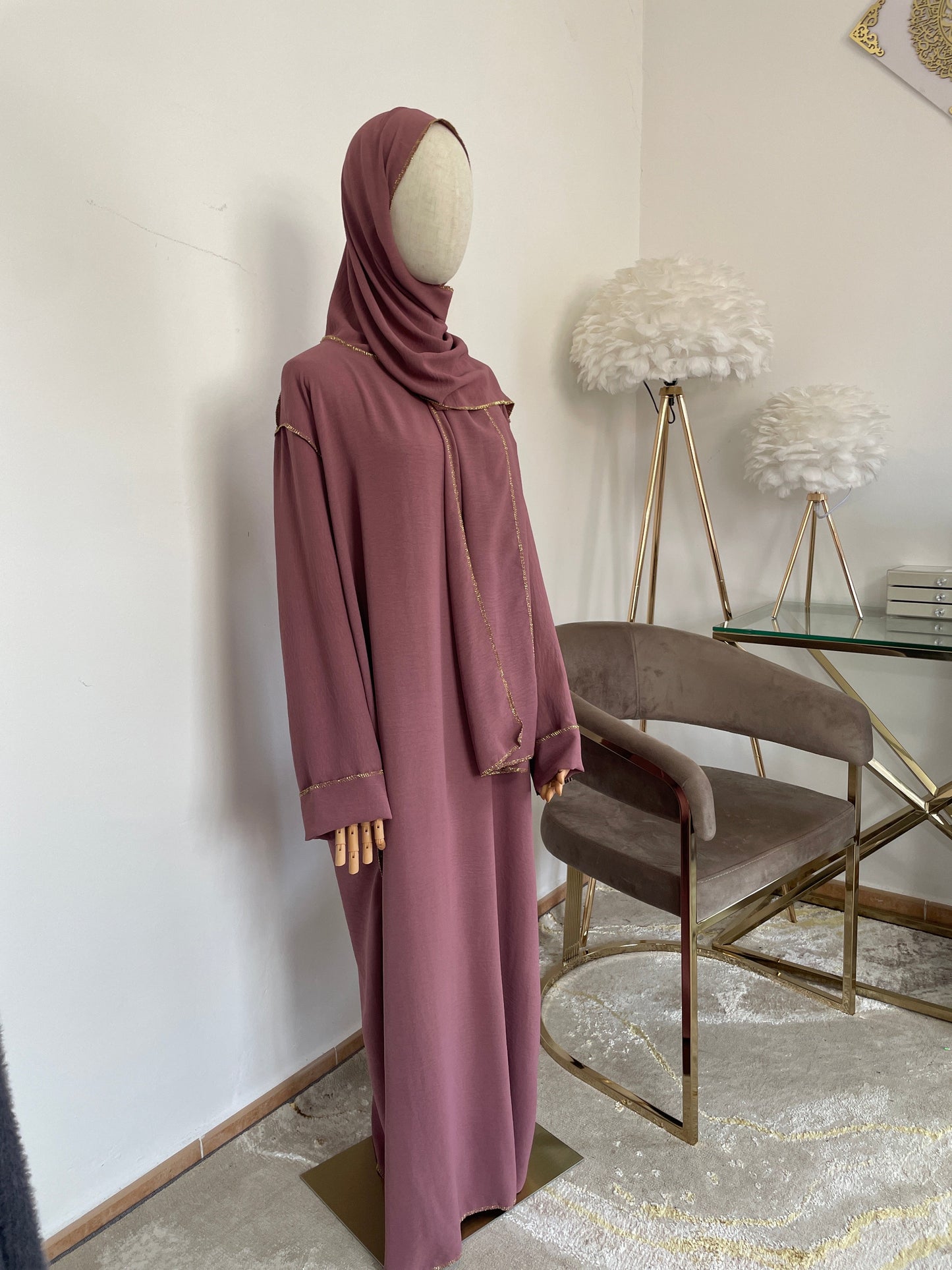 Abaya con velo integrado tela Crepe