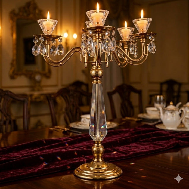 Candelabro de Cristal y Metal Dorado con 5 Brazos — Estilo Clásico y Lujo Brillante