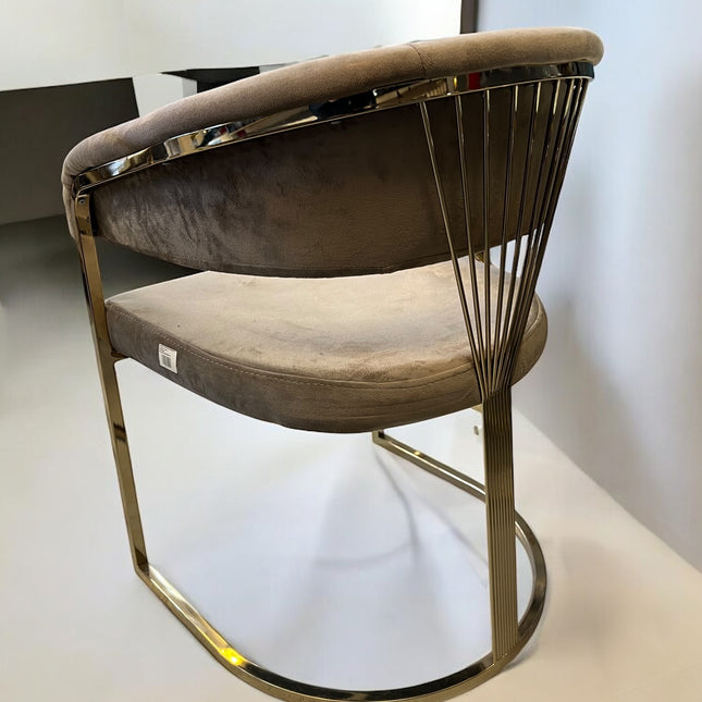 Silla terciopelo BABYFACEV05 para comedor beig oscuro, patas de metal dorado