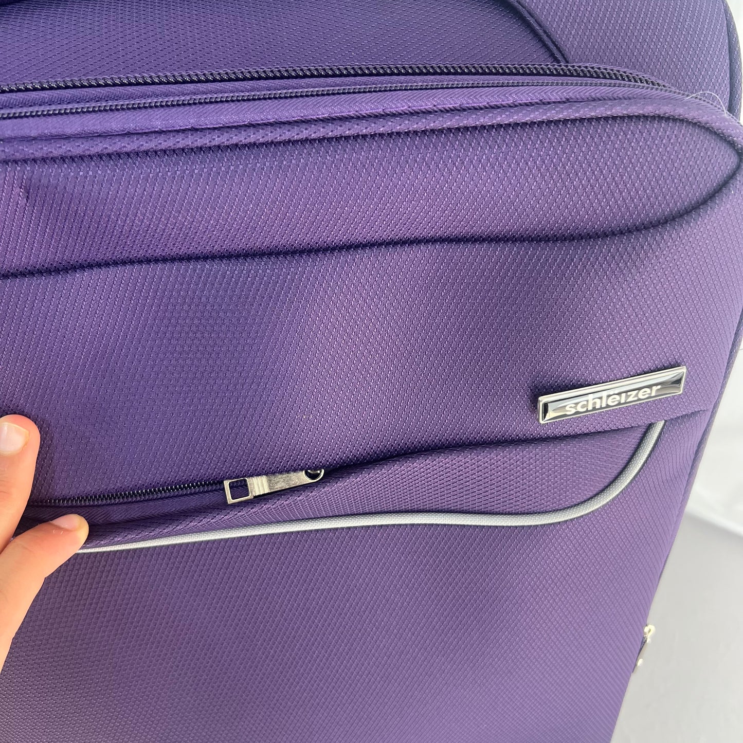Set de 3 Maletas de Viaje Nadir con Detalles Amarillos