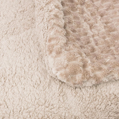 EDREDÓN BORREGO NÓRDICO MODELO PANAL - COLOR BEIGE