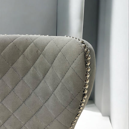Cadeira de veludo cinza claro LONDRASCHAIRVV25, pernas de metal prateado