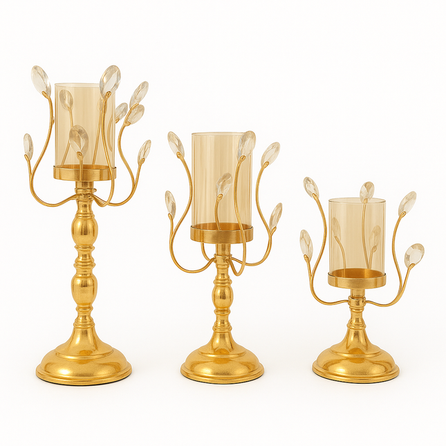 🕯️ Candelabros decorativos dorados con pétalos de vidrio – Set de 3 tamaños