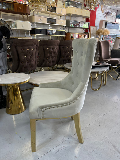 ✨ Silla MODELO leon tapizada beige con acabado dorado– Elegancia moderna para tu hogar ✨