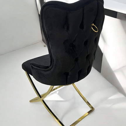 Cadeira BELINDAV28 veludo preto, pernas de metal dourado