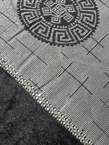 🏯 Colcha TOQUIO Elegante – Conjunto Decorativo con Tres Almohadas, 250 x 260 cm - COLOR NEGRO
