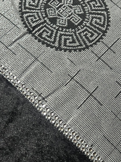 🏯 Colcha TOQUIO Elegante – Conjunto Decorativo con Tres Almohadas, 250 x 260 cm