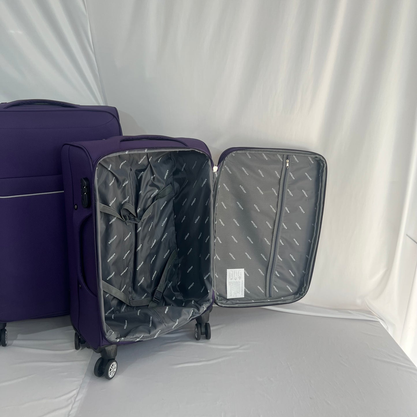 Set de 3 Maletas de Viaje Nadir con Detalles Amarillos